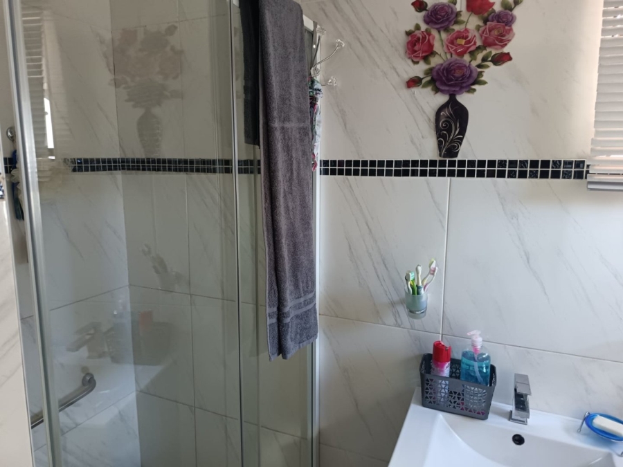 4 Bedroom Property for Sale in Kimberley North Northern Cape